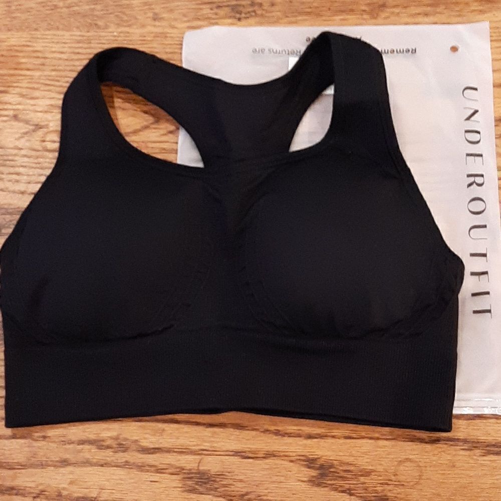 UNDEROUTFIT Black Active Shaping Sportsbra for Women